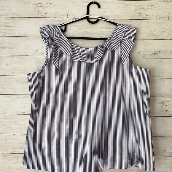 a.n.a Tops - NWOT A.N.A Pin Strip ruffle top XL